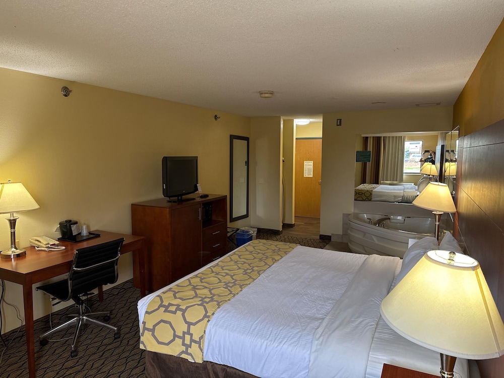 Baymont by Wyndham Mishawaka South Bend Area 18/49