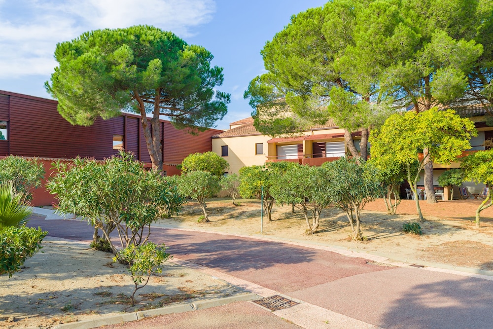 Lagrange Vacances Résidence du Golf 36/42