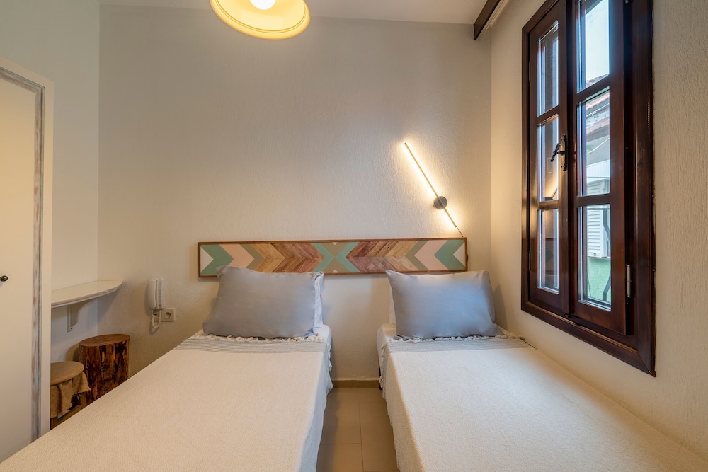 Bouti Ayvalik Otel 11/50