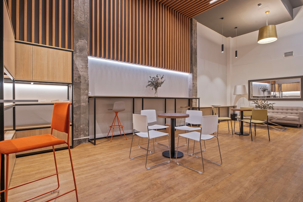 Colectia Hotel Ondarreta 22/38
