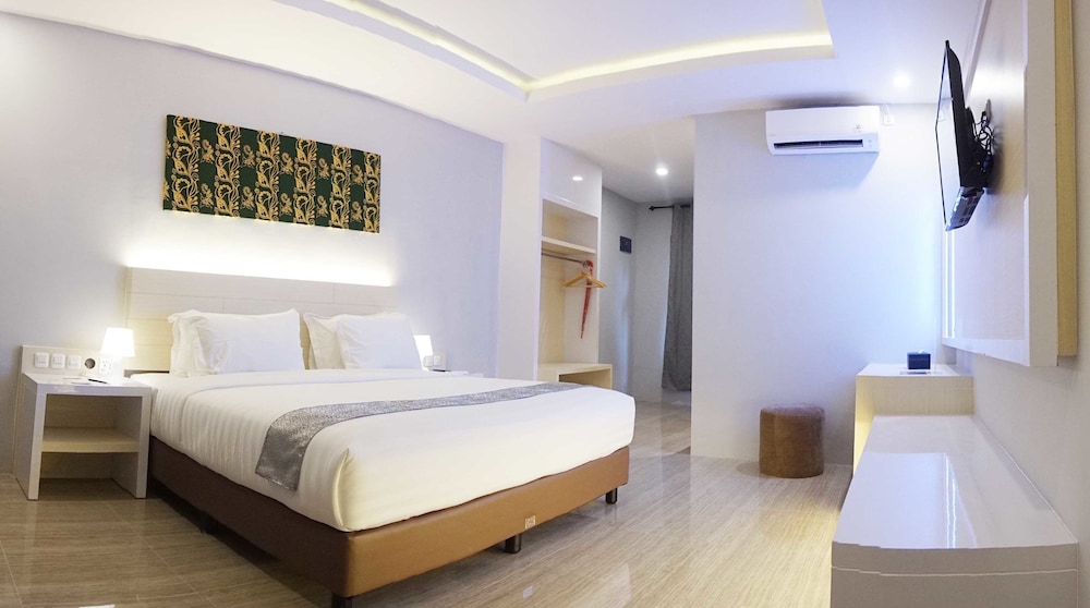 Grand Harvest Resort and Villas 30/75