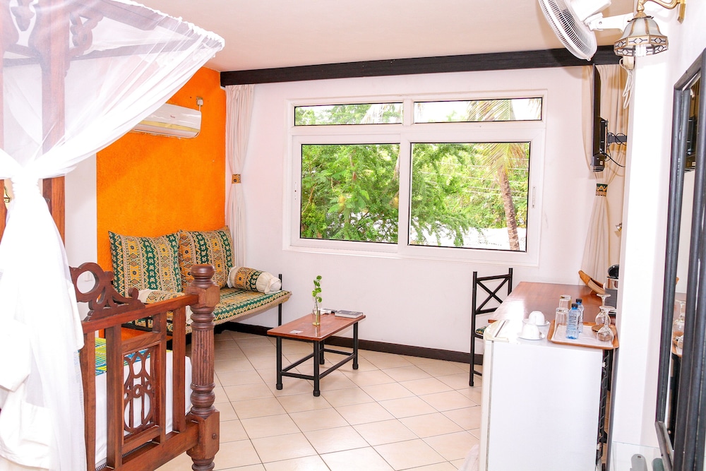 Kahama Hotel Mombasa 22/39
