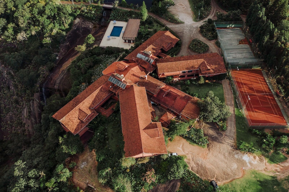 Pousada Pedra Azul 65/72
