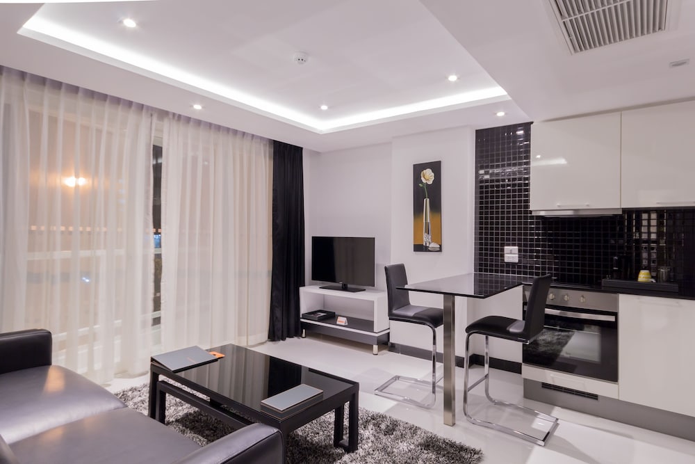 Nova Suites 49/71