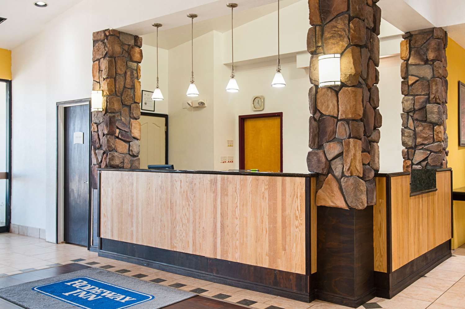 Rodeway Inn & Suites Blanding 6/20