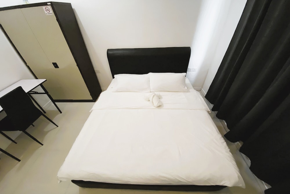 Island Hostel Bayan Lepas Airport 26/46