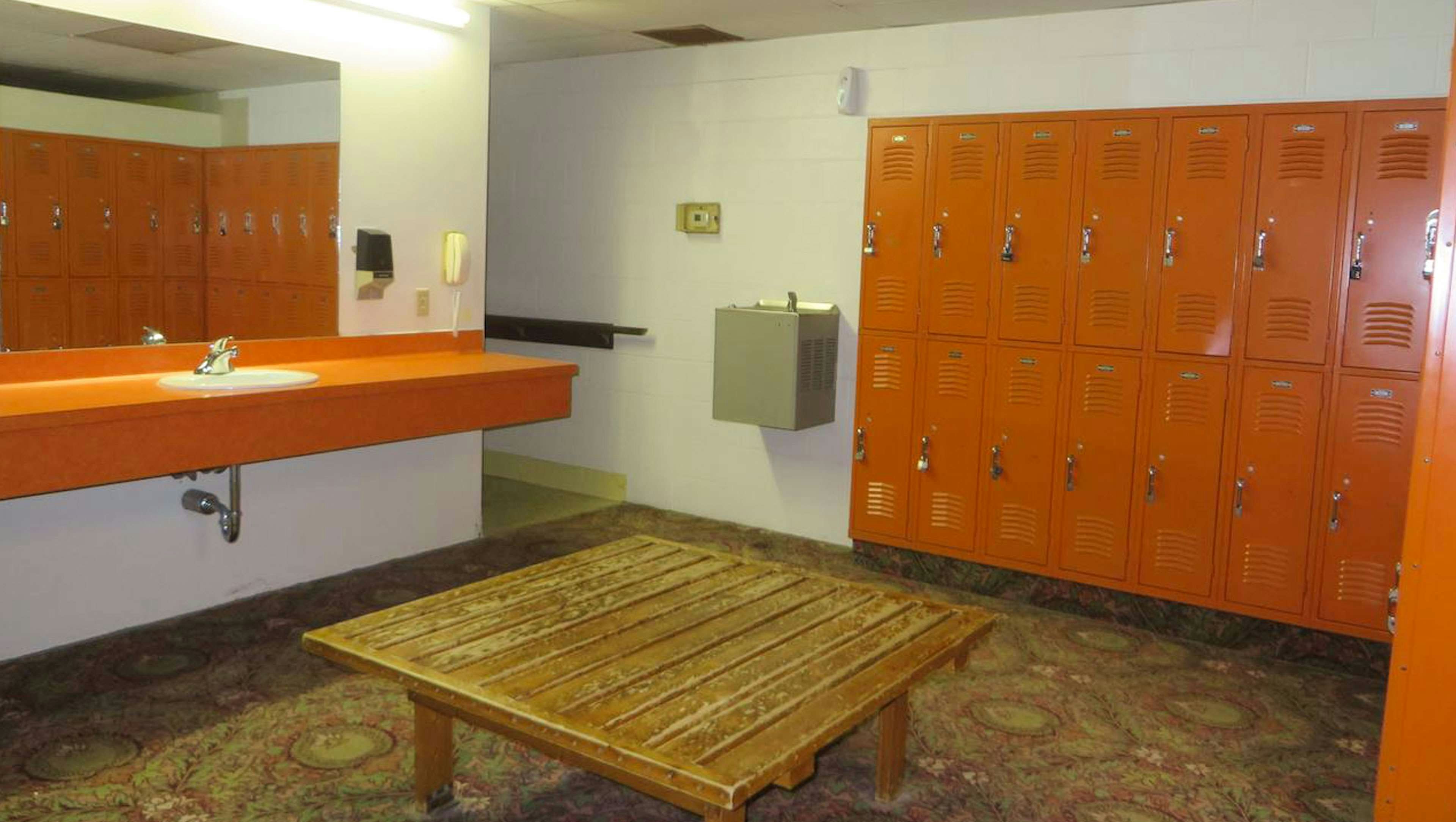 Voyageur Inn and Conference Center 4/58