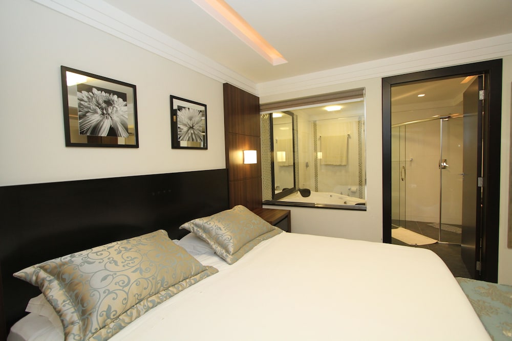 Sandri Palace Hotel 10/66