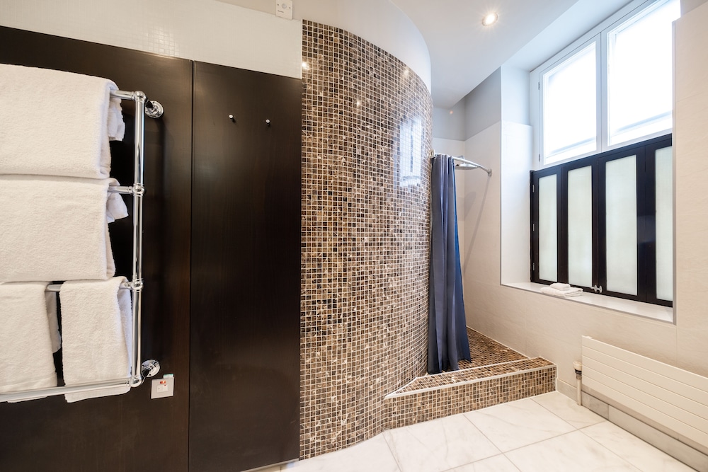 DoubleTree by Hilton Belfast City Ten Square 6/55