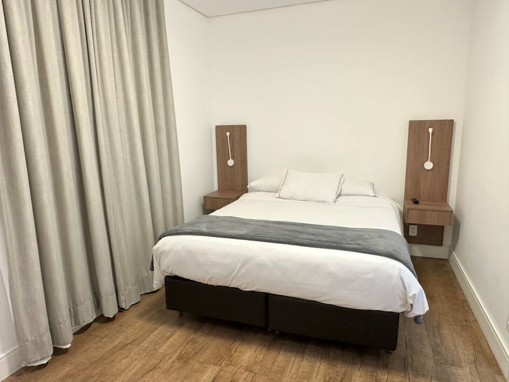 Premium, Single, Double Bed, TRAVEL INN PARK AVENUE 3/8