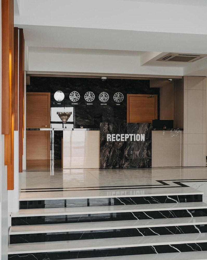 Port Marine Hotel Baku 8/62