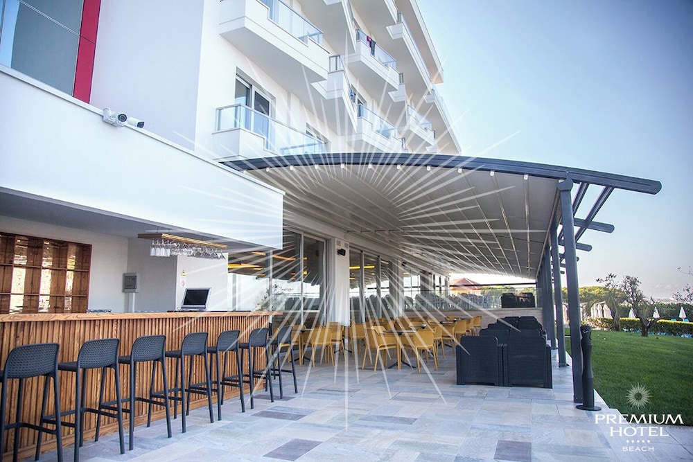 Premium Hotel Beach 5/50