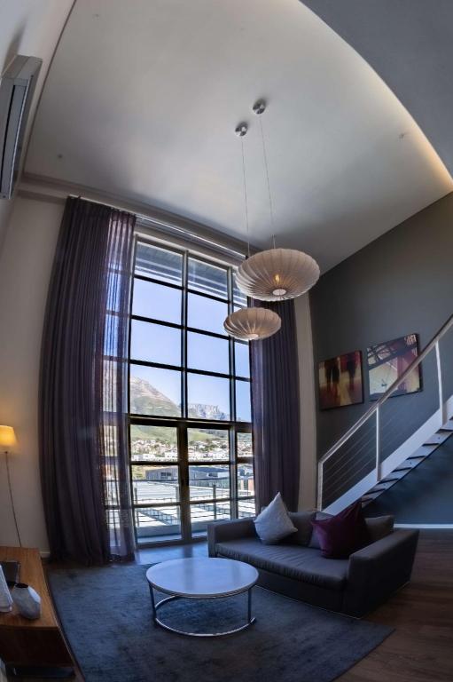 LOFT, DELUXE, SUITE, TWIN BEDS, KITCHENETTE