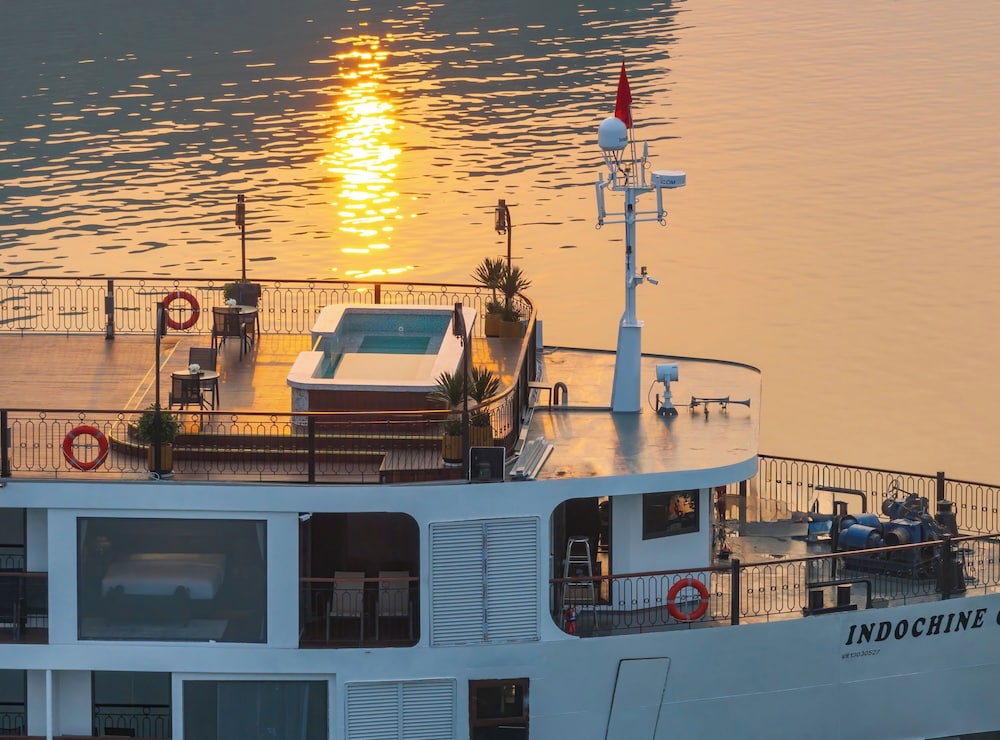 Indochine Cruise Lan Ha Bay 46/50