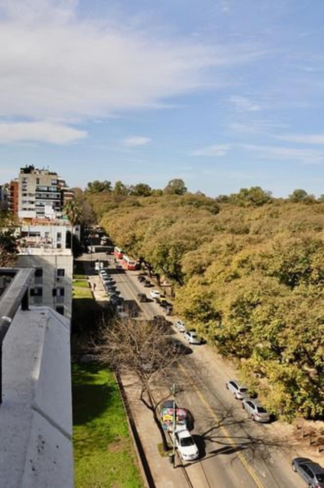 Golf Tower Suites Apartments 61/64