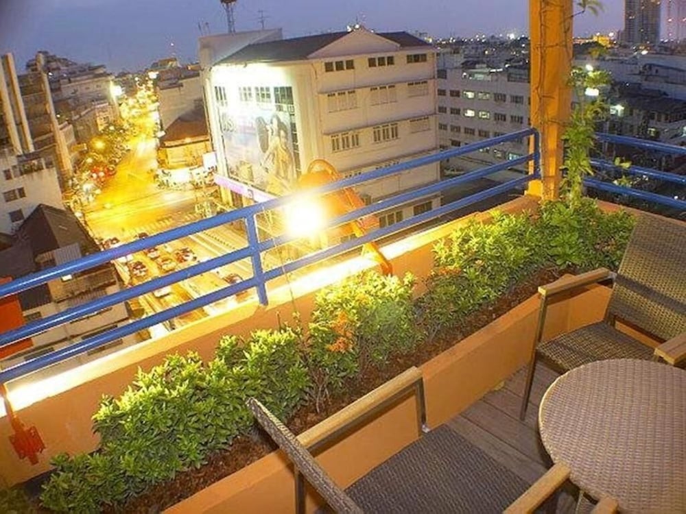 Collection O Diamond House Khaosan 7/66