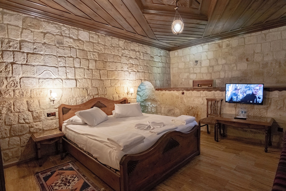 Kemerhan Hotel & Cave Suites 10/50