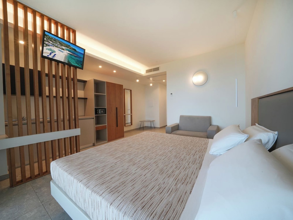 Luzia Agriresort 14/50
