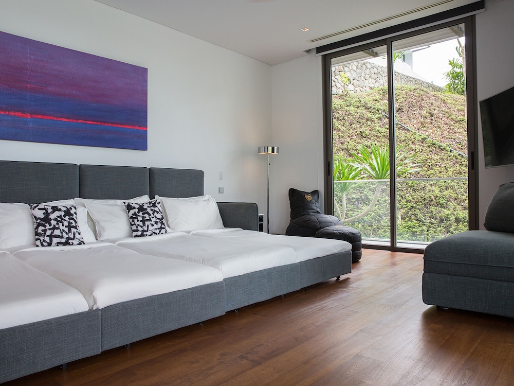 Deluxe, Villa, 4 Beds, 3 King Beds