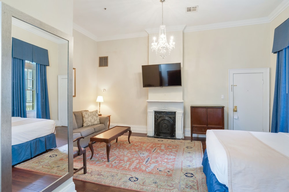 Andrew Jackson Hotel 29/73