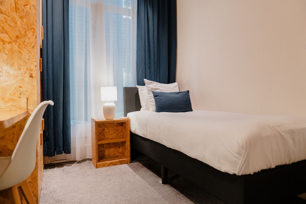 Hotel Fita 9/50