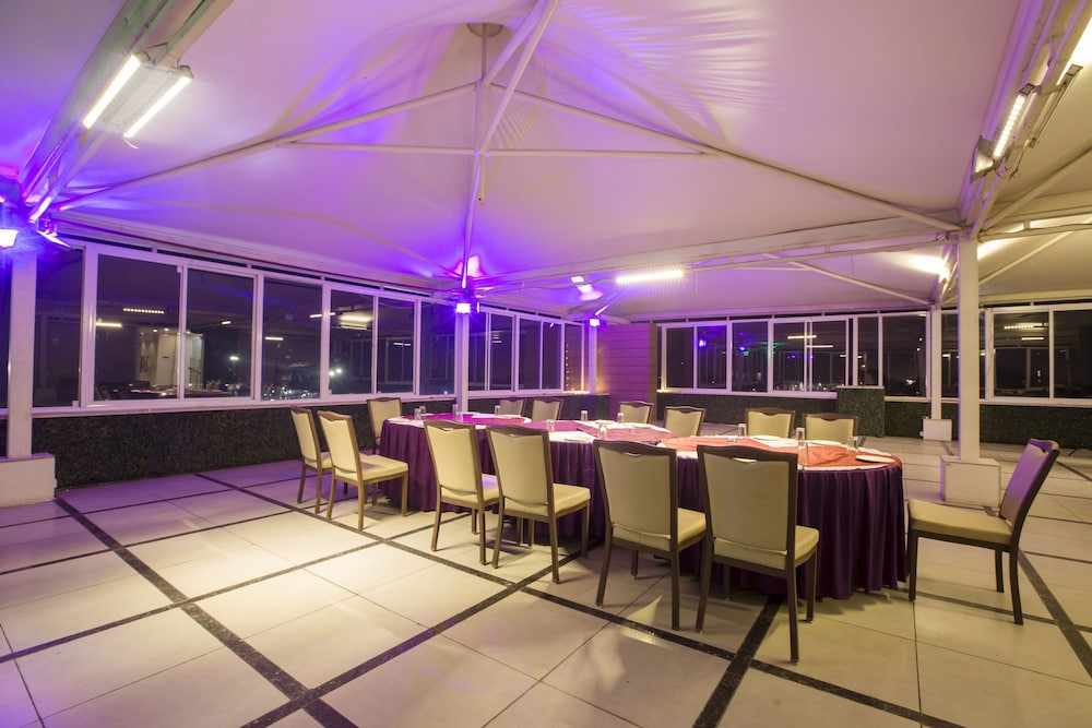 HOTEL SHUBH INN 16/19