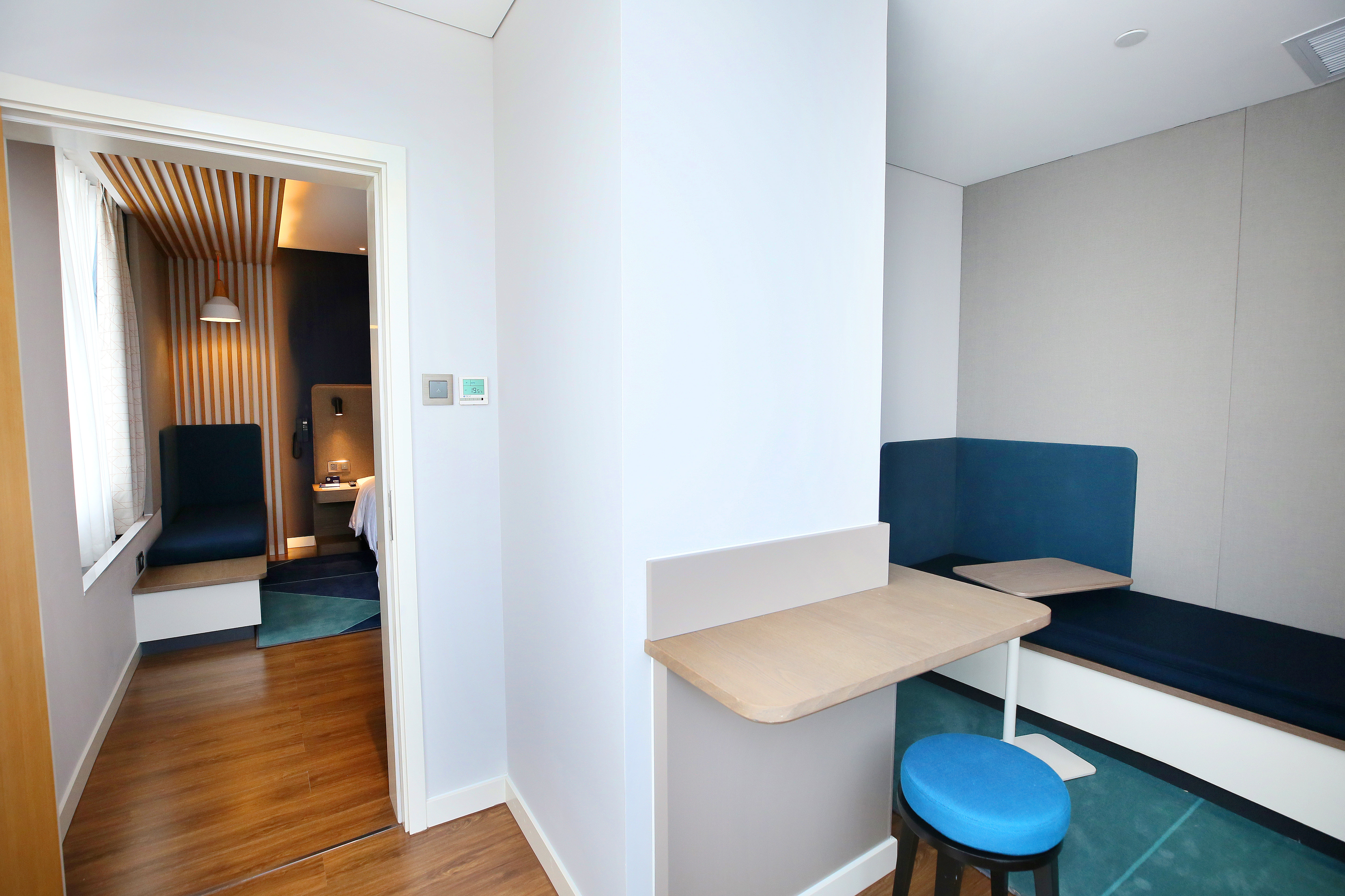 Holiday Inn Express Chengdu North Railway Station 49/68