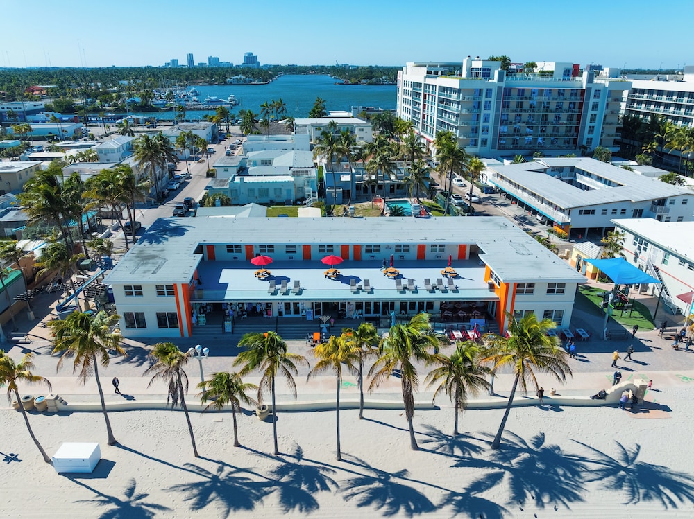 La Terrace Oceanfront 39/50
