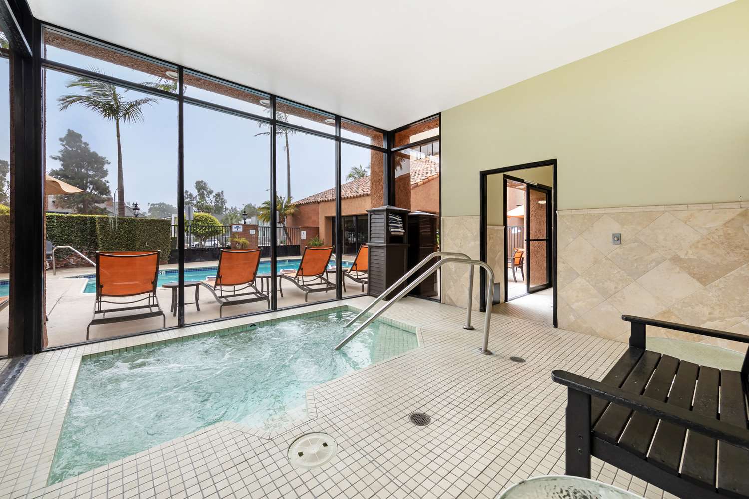 Best Western Plus Redondo Beach Inn 18/34