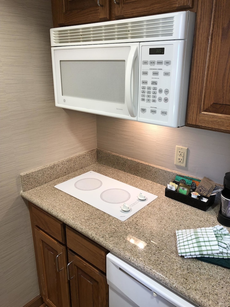 Homewood Suites by Hilton Hagerstown 16/44