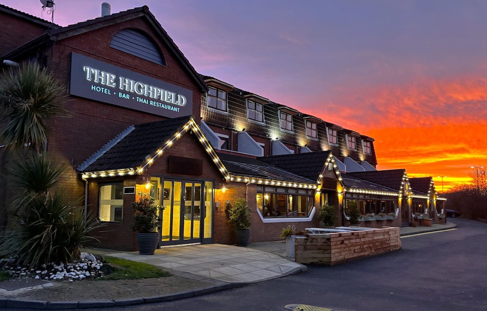 The Highfield Hotel 2/48