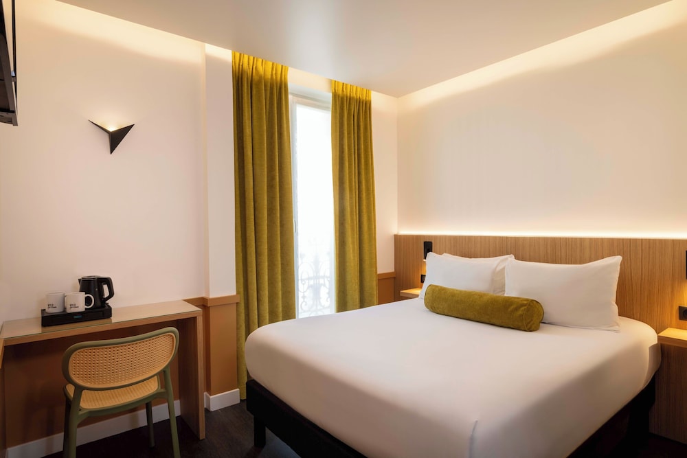 SUPERIOR, DOUBLE BED