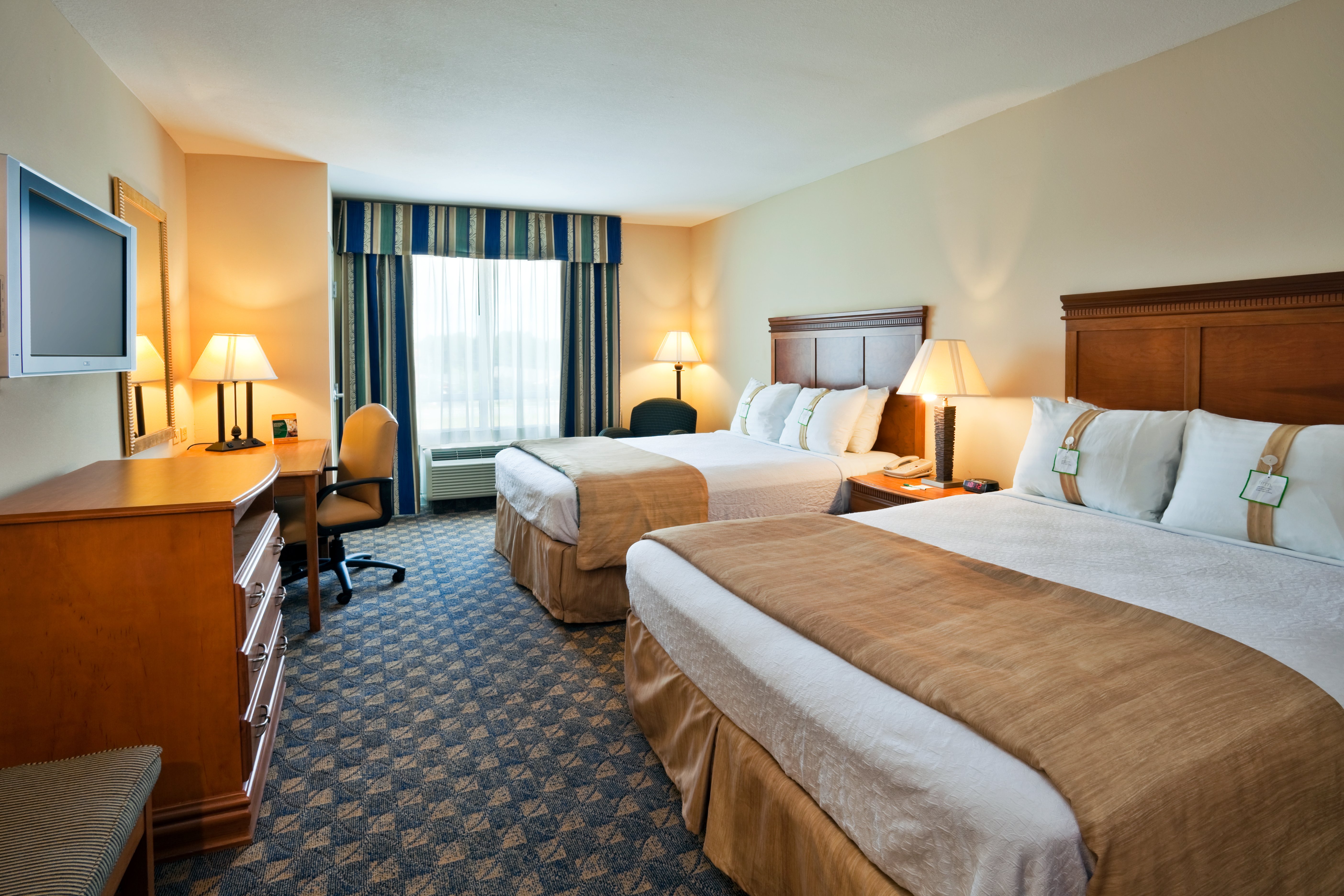 Holiday Inn Valdosta Conference Center 24/76
