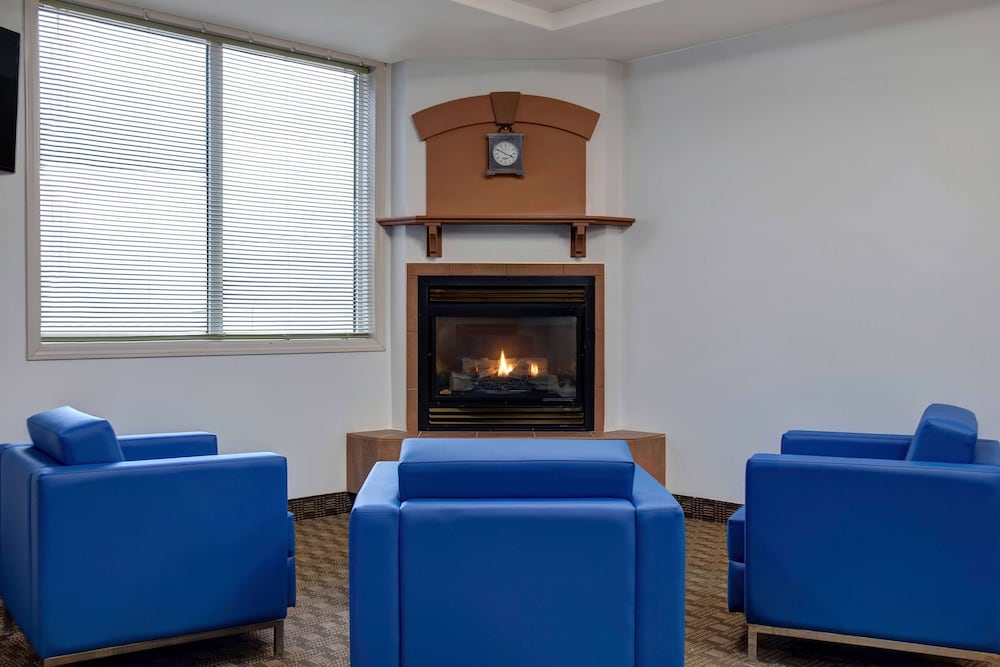 Days Inn by Wyndham Whitecourt 39/53