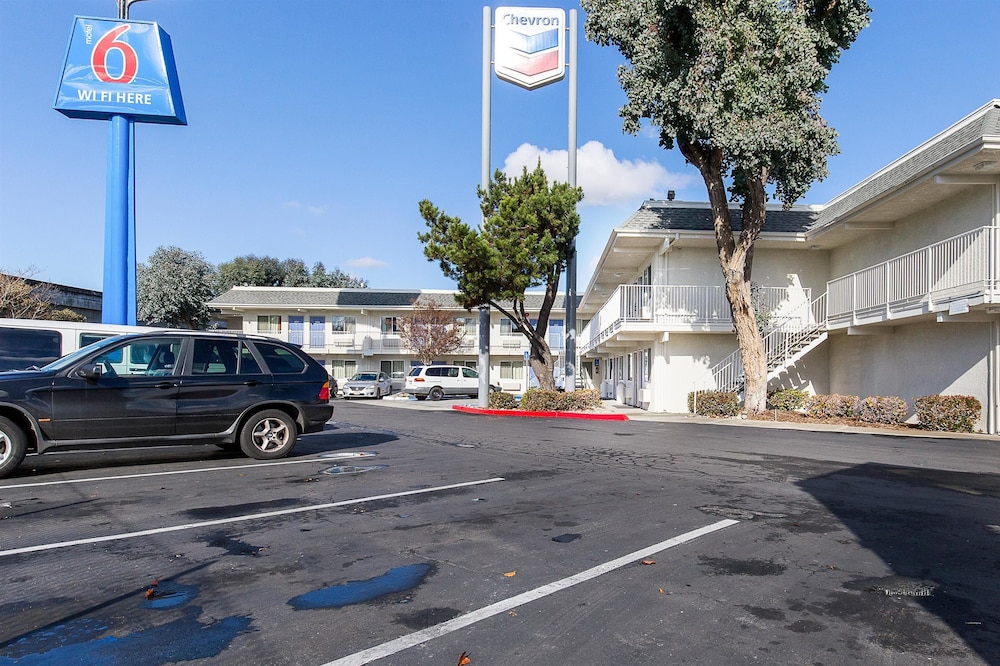 Motel6 Hayward, CA – Silicon Valley Gateway 7/61