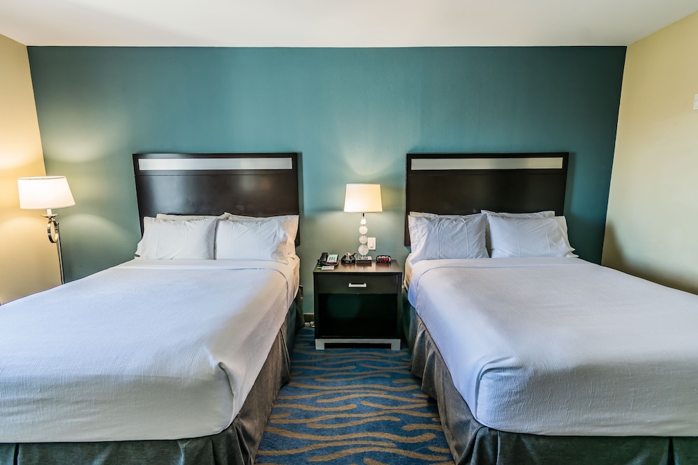 Holiday Inn Houston Webster 22/63