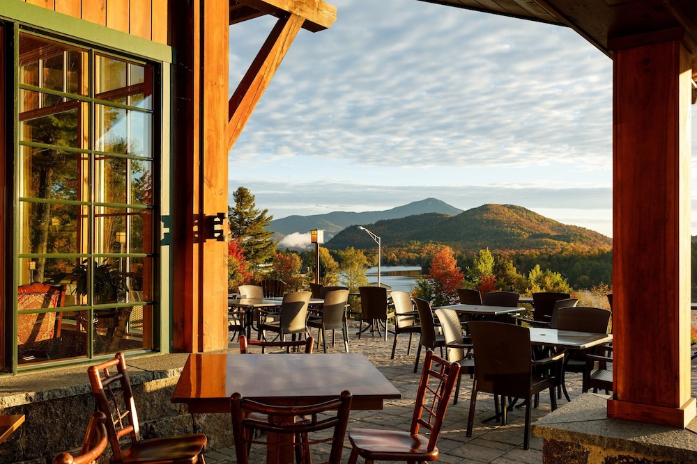Crowne Plaza Lake Placid 52/67