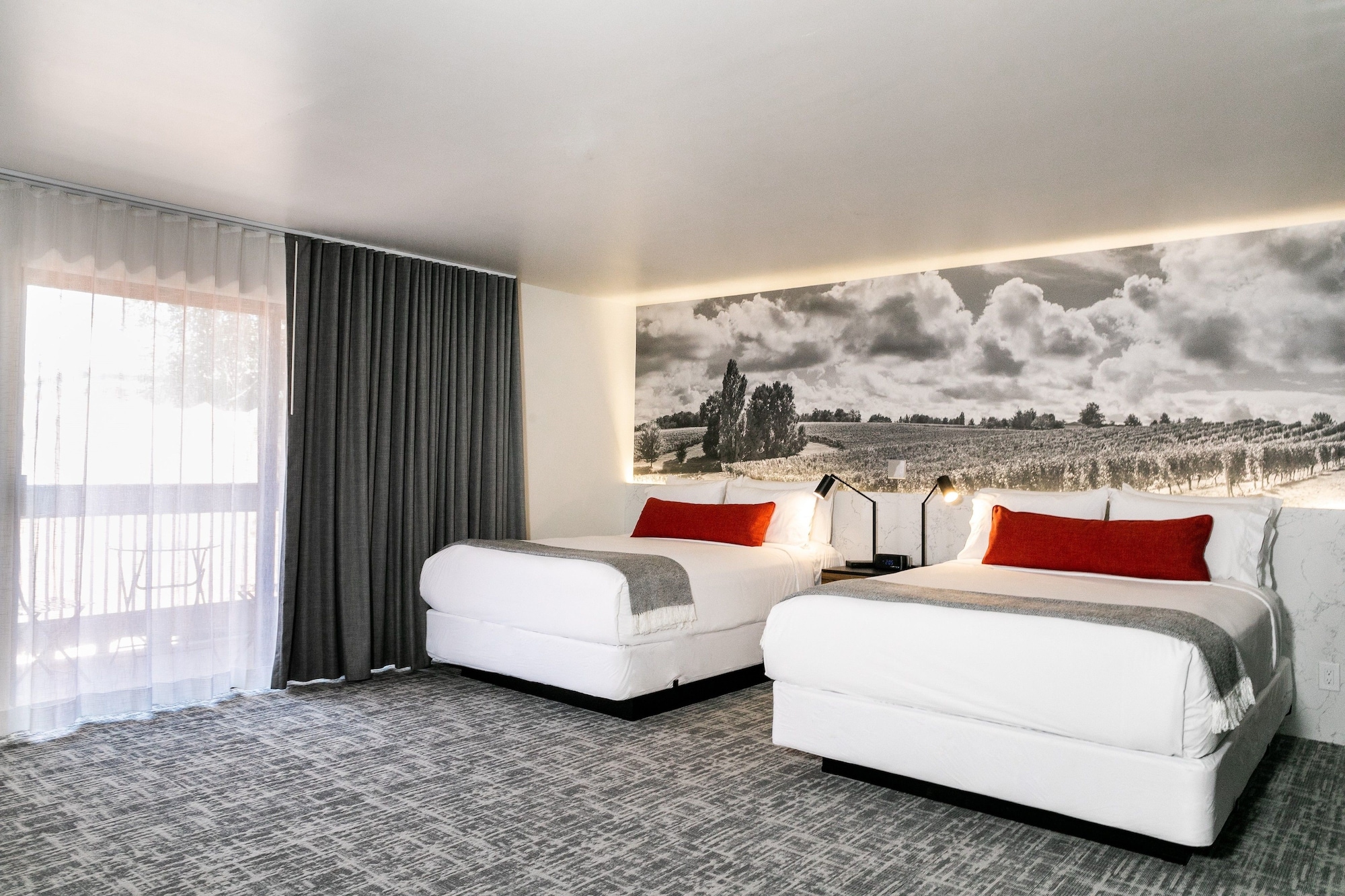 Room, 2 Queen Beds, Valley View