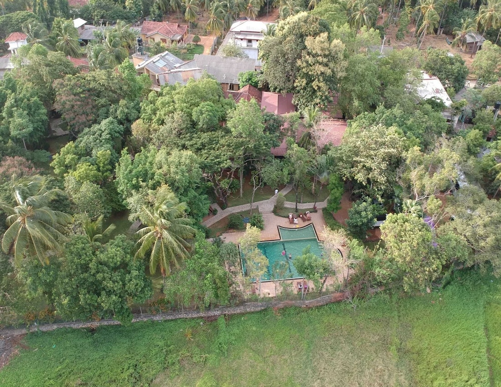 Pelwehera Village Resort 32/50