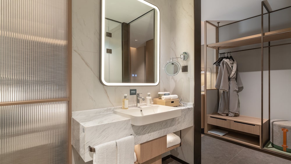غرفة قياسية بسرير فردي، Holiday Inn Nantong Tongzhou Bay by IHG 3/4
