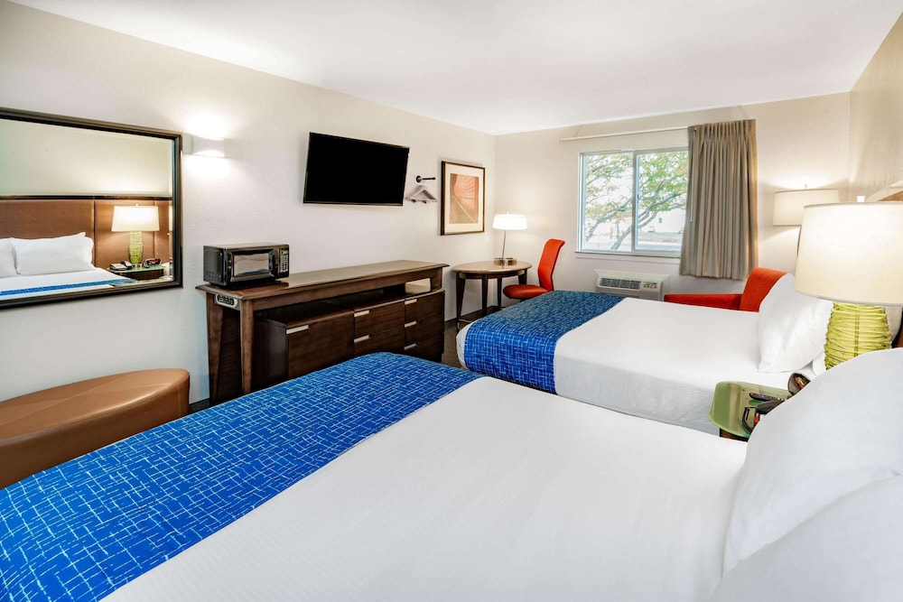 Travelodge by Wyndham Lovell/Bighorns 7/23