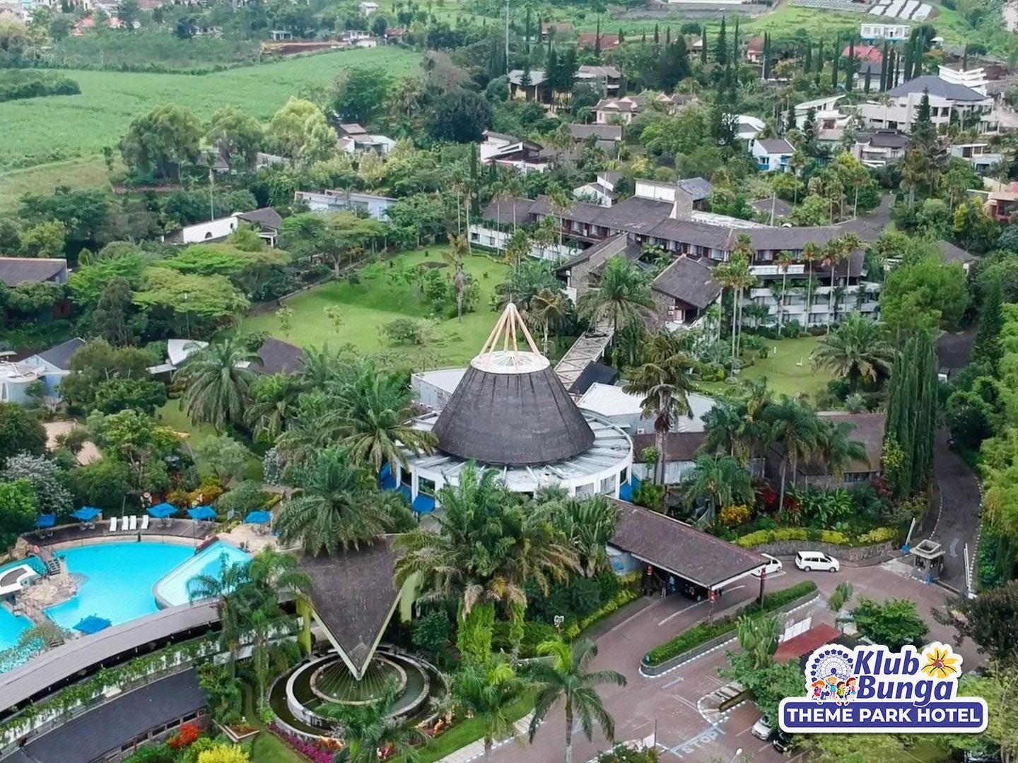 Klub Bunga Butik Resort 48/50
