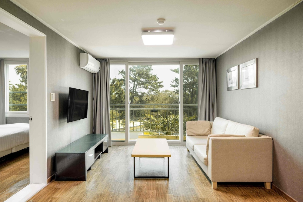 Kensington Resort Jeju Hanlim 28/46