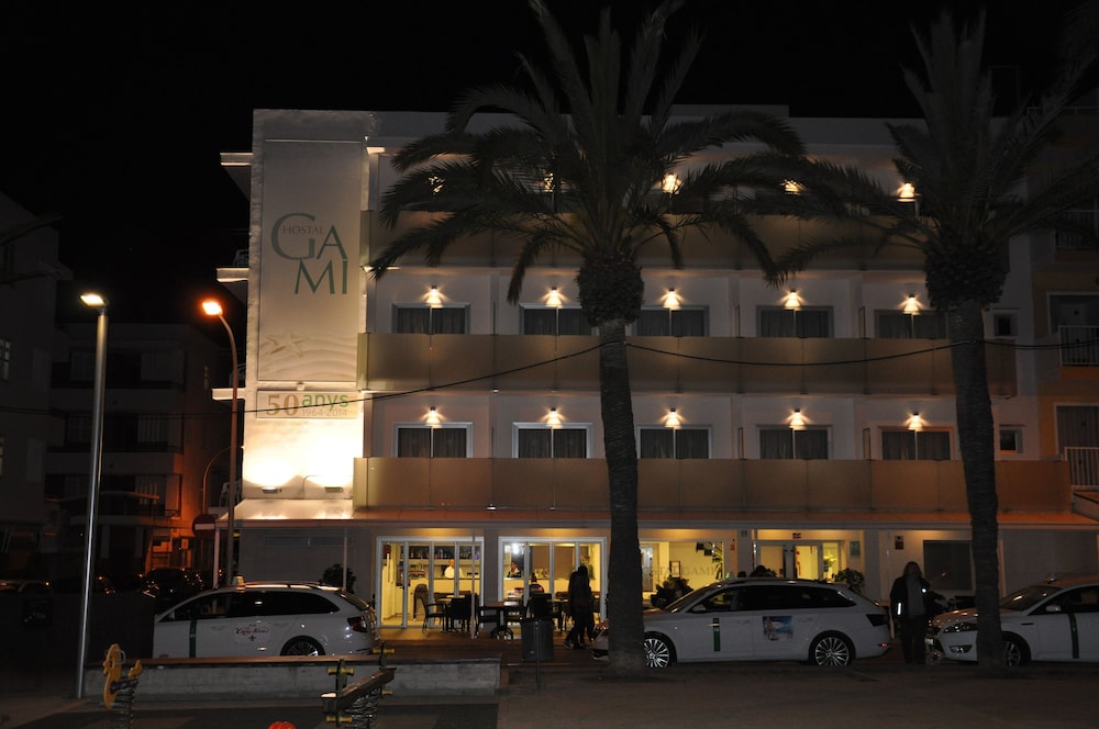 Hotel Gami Adults Only 3/53