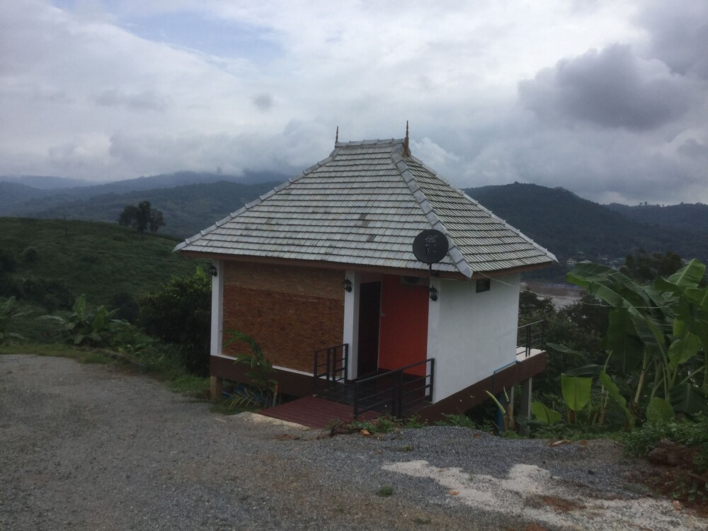 Chiang Khong Hill 4/50