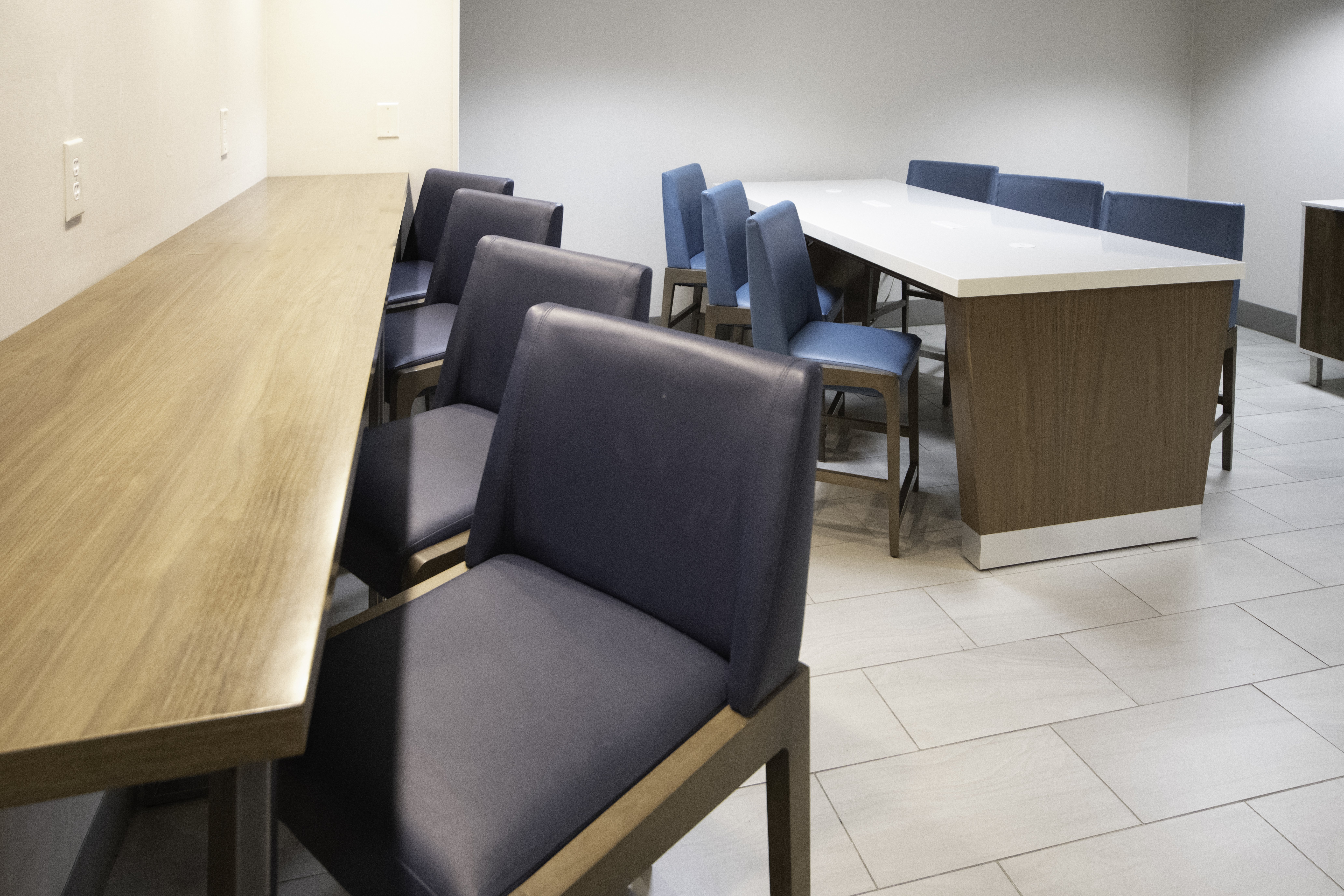 Holiday Inn Express Hotel Suites Canyon 62/67