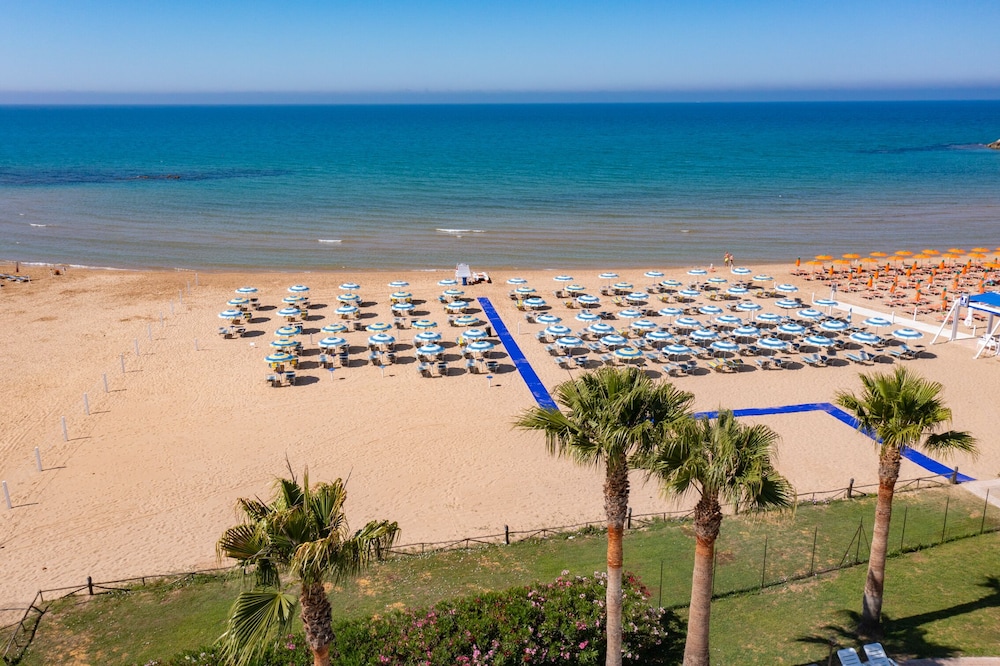 Hotel Baia d'Oro 51/55