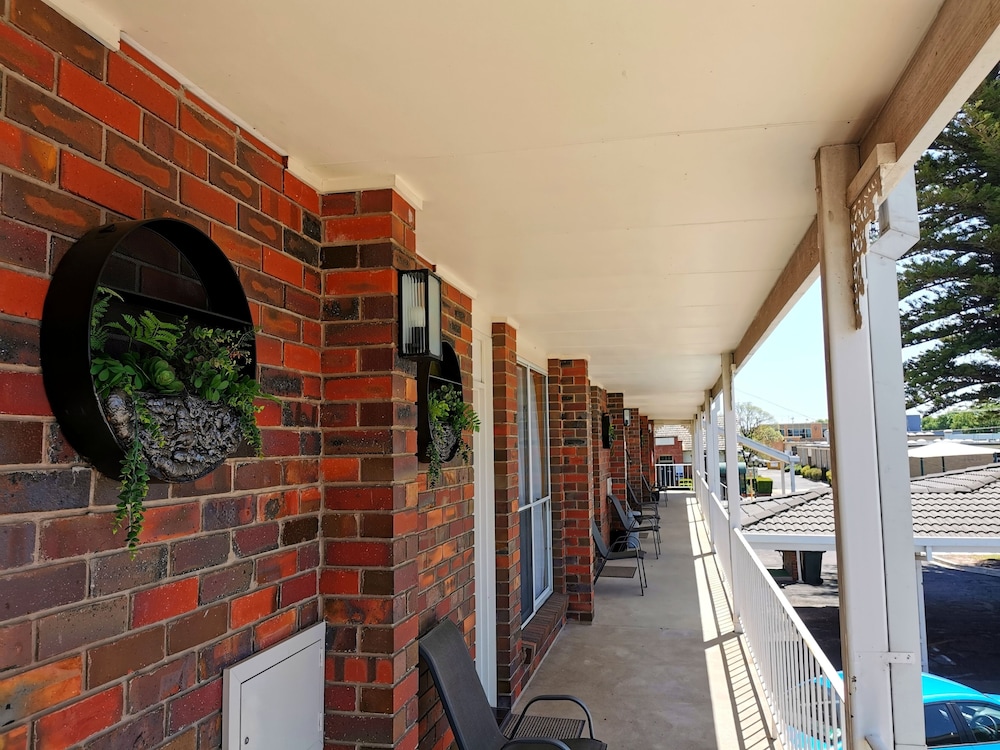 Townhouse Motor Inn Horsham 10/20