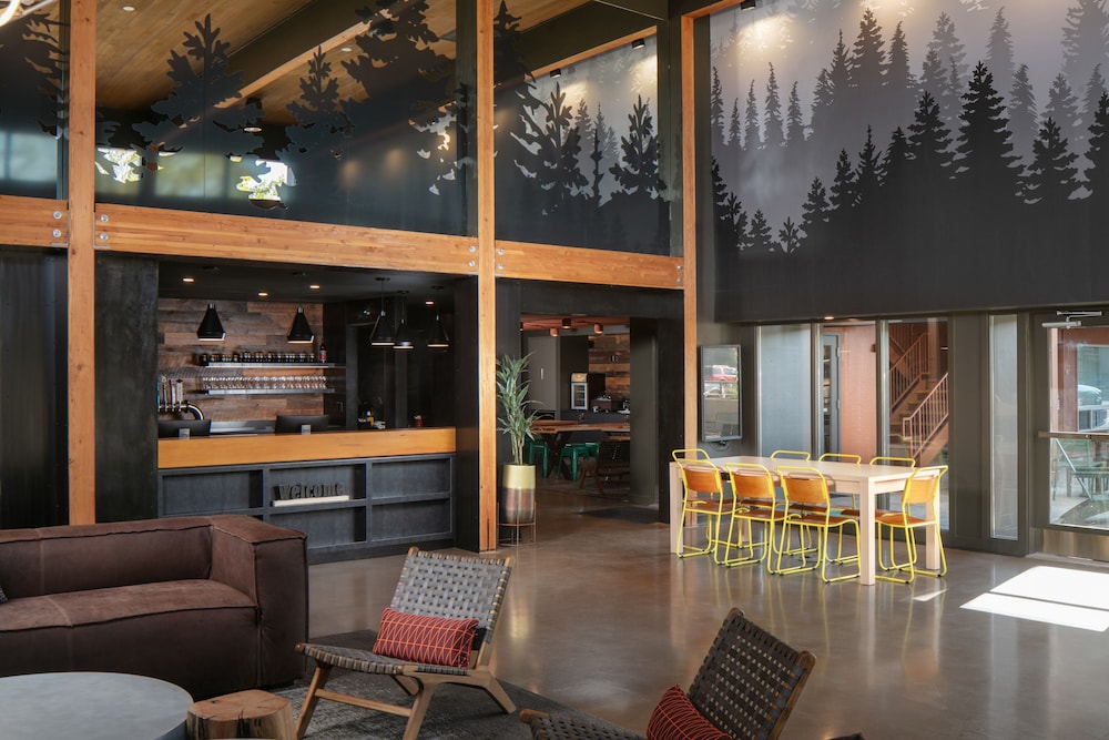 Waypoint Hotel 43/62