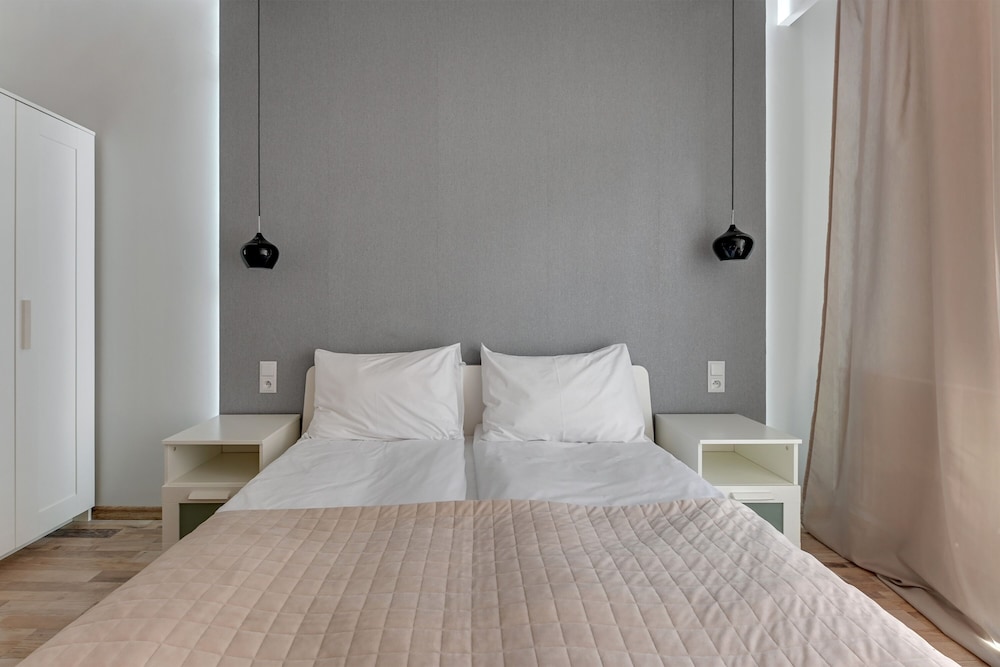 Apartinfo Island Apartments 35/50